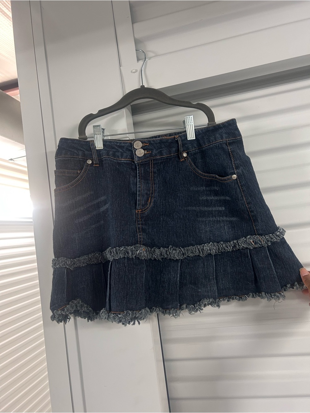 VTG Goddess Dark Blue Denim Ruffle Mini Skirt y2k college core 15/16 juniors